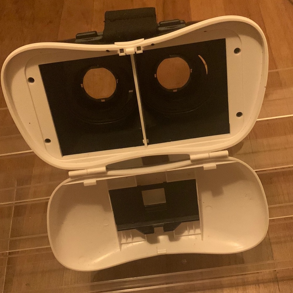Virtual Reality Glasses Case